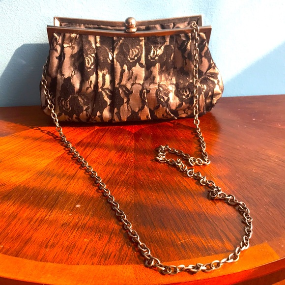 Black lace evening clutch - Picture 2 of 5